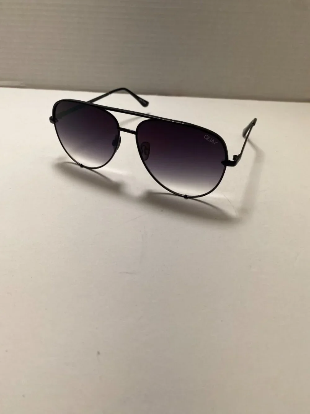 Quay x Desi High Key Black Aviator Sunglasses 111 Frames Gradient Lenses